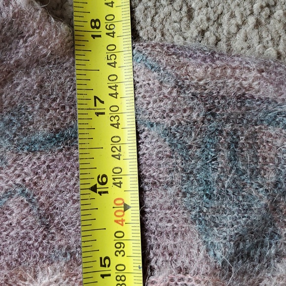 Women's Camo Handmade Knitted Pattern Boutique V- Neck Sweater Size SX - Picture 11 of 11